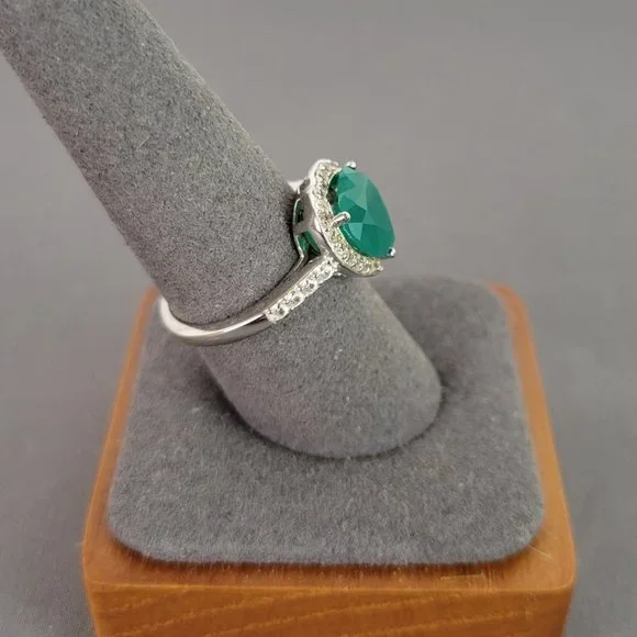 Green Onyx Rhodium Over Silver Heart Necklace, Ring (Sz 7.5), & Earrings - Picture 9 of 16